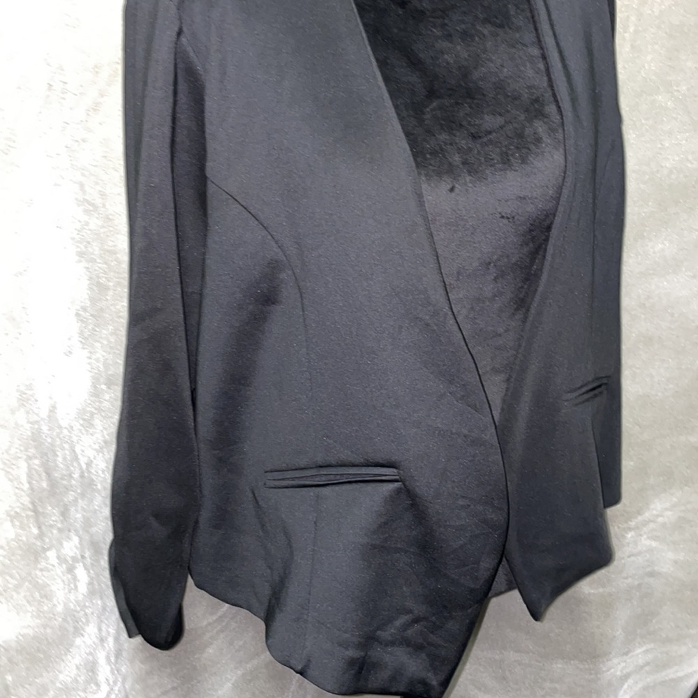 Torrid black blazer size 2 - Picture 5 of 5